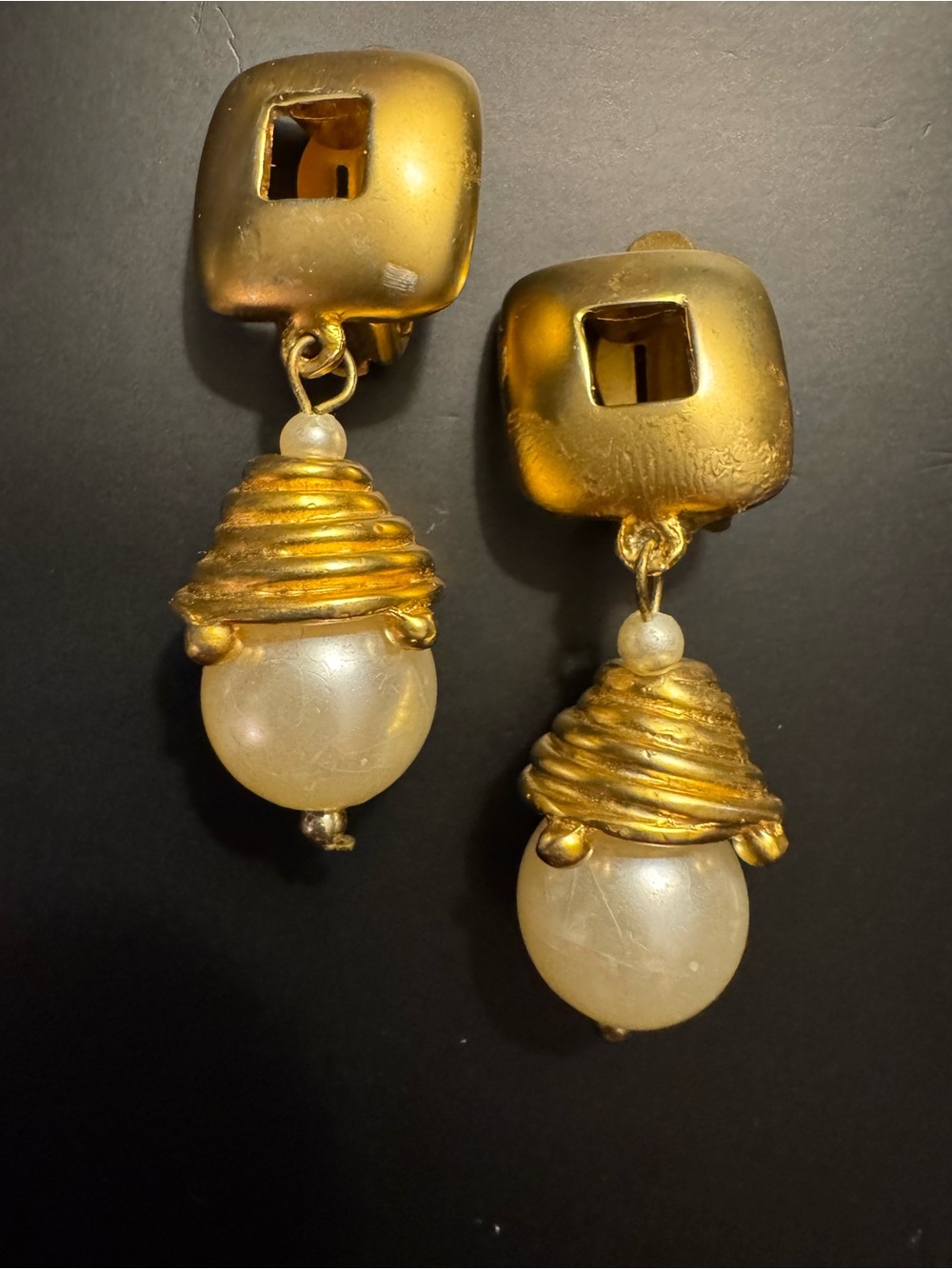 Vintage Gold Tone Faux Pearl Dangle Clip On Earrings 2”
